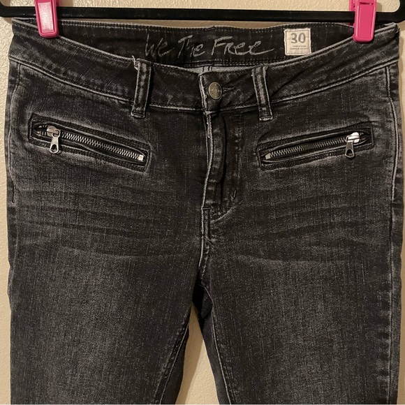 FREE PEOPLE Jet Low Rise Skinny Jeans in Galaxy Black - Picture 7 of 8